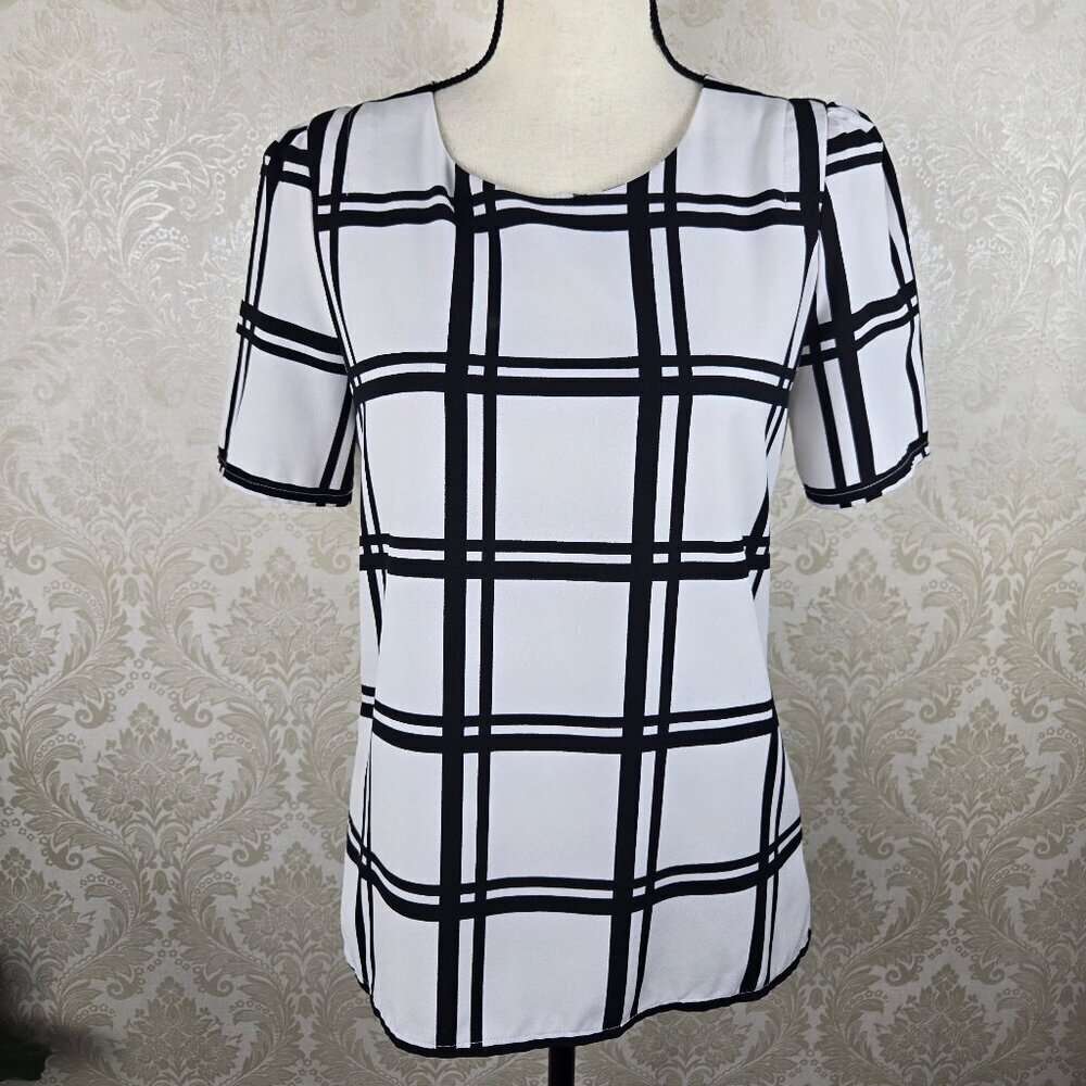 Zara Basic Sz Large White Black Plaid Blouse Round Neck Short Sleeve Keyhole Bk
